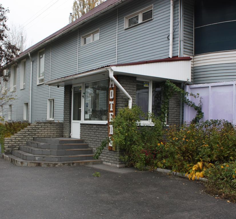 Motel Pid Strihoyu Kremenchuk Exterior photo